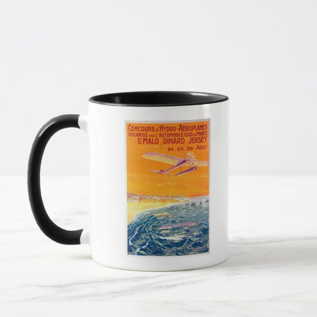Blick auf Float-Flugzeug in Luft- und Wasserplakat Tasse (Links)