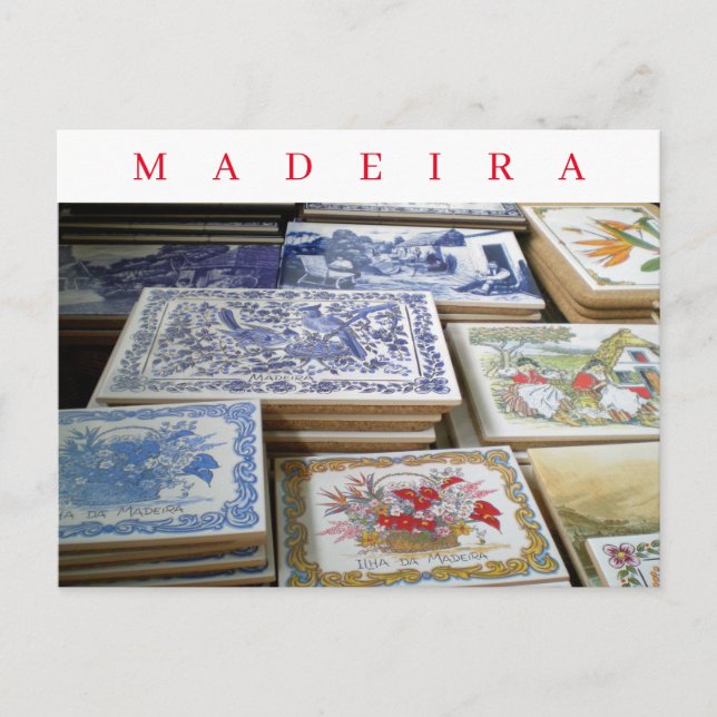 Blick auf Madeira-Souvenirfliesen auf der Postkart Postkarte (Vorderseite)