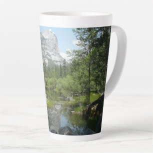 Blick auf Mirror Lake im Yosemite National Park Milchtasse