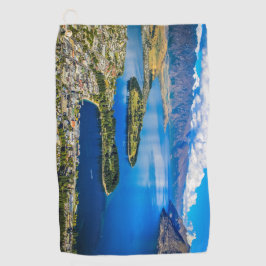 Blick auf Queenstown vom Gipfel von Bob, Neuseelan Golfhandtuch