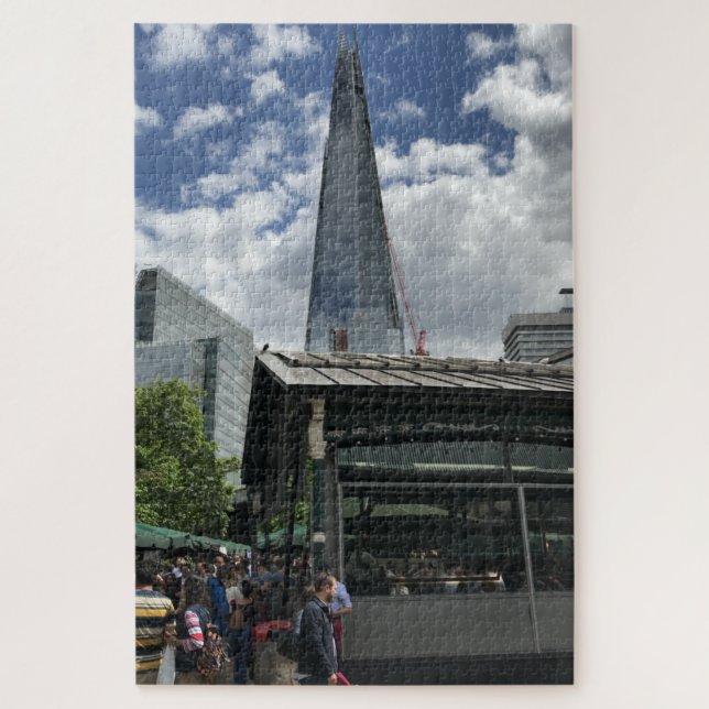 Blick auf Shard, Borough Market, London Großbritan (Vertikal)