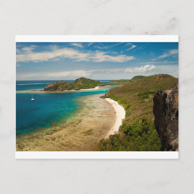 Blick entlang des Strandes von Fidschi Postkarte (Vorderseite)