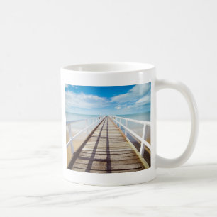 Blick vom Pier über Meer Kaffeetasse