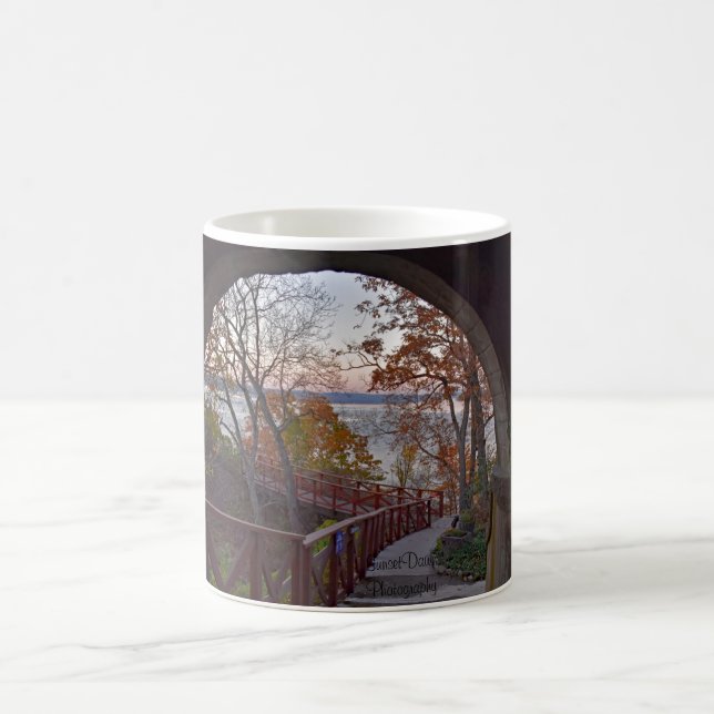 Blick von innen gesehen kaffeetasse (Mittel)