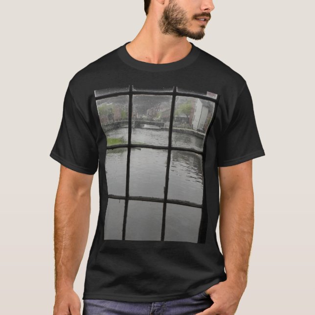 Blick von Lowells unterem Strang T-Shirt (Vorderseite)