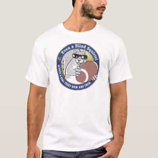 Blinder Eichhörnchen-Fußball T-Shirt