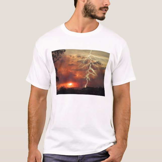 Blitz am Sonnenuntergang T-Shirt (Vorderseite)