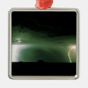 Blitz. Silbernes Ornament