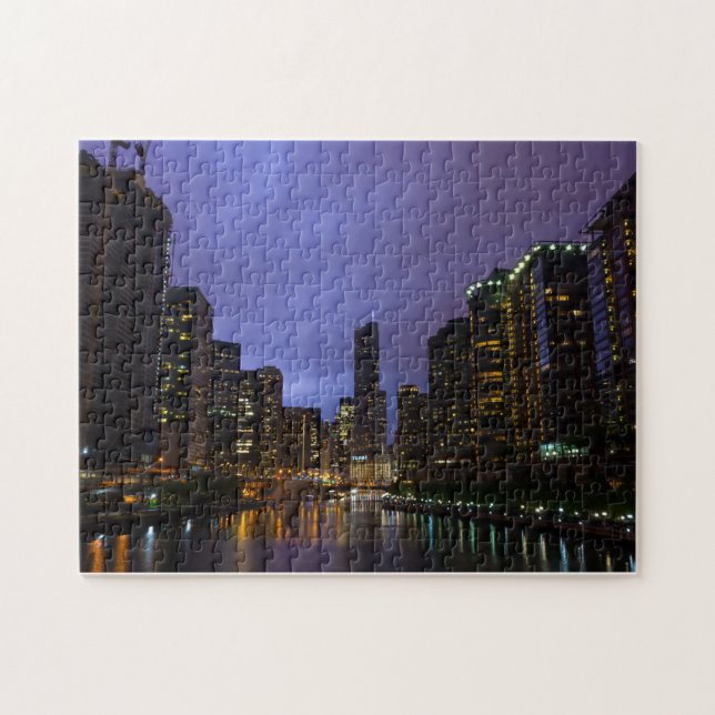 Blitze über dem Fluss Chicago (Horizontal)
