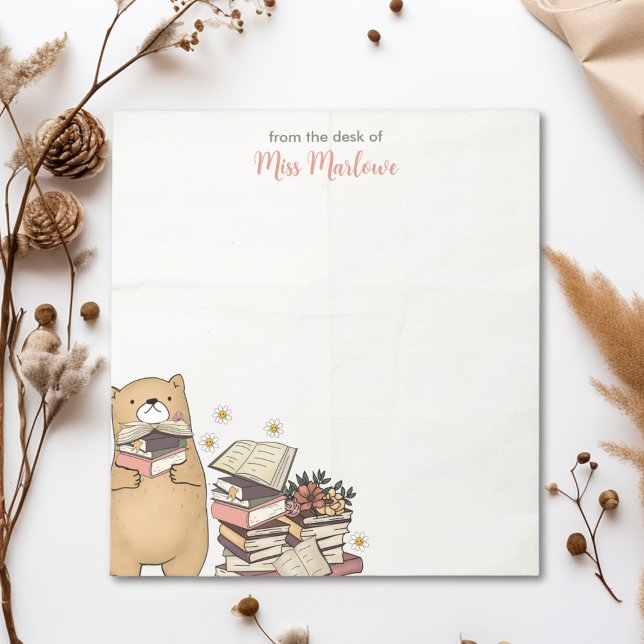 Bloc-note Arrière - plan papier plié de livres de tenue d'ou (Cute Bear Holding Books Folded Paper Background Teacher Appreciation Personalized Notepad)
