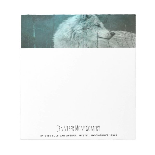 Bloc-note Beau loup gris dans une forêt foncée (Devant)