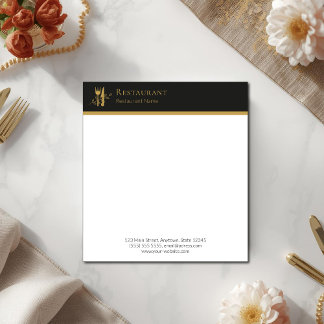 Bloc-note Elegantes Gourmet-Logo mit goldenem Besteck