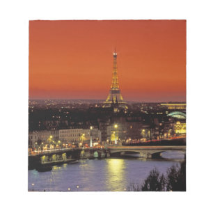 Bloc-note Europe, France, Paris. Vue coucher de soleil de l'