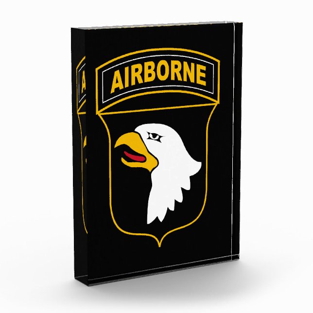 Bloc Photo 101e division aéroportée Vétéran militaire (Gauche)