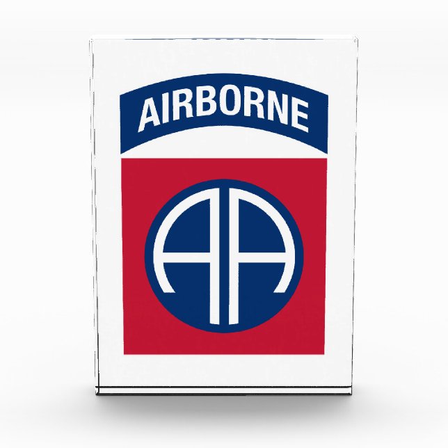 Bloc Photo 82e division aéroportée Insignia (Devant)