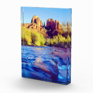 Bloc Photo Cathedral Rock reflétant dans Oak Creek, Arizona