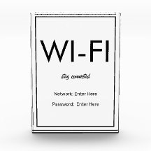 Édifice moderne de base Wi-Fi blanc