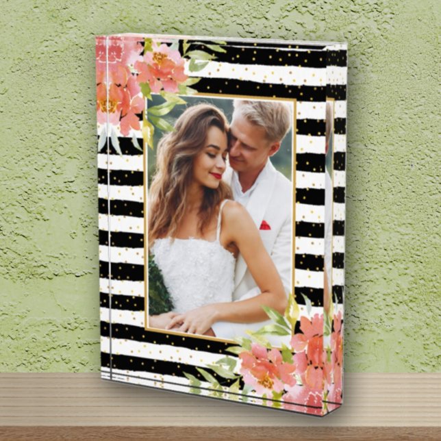 Bloc Photo Flowers on Black White Stripes (Créateur téléchargé)