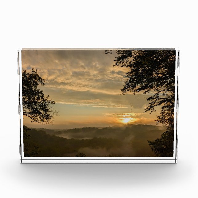 Bloc Photo Lever de soleil sur une vallée de Foggy (Devant)