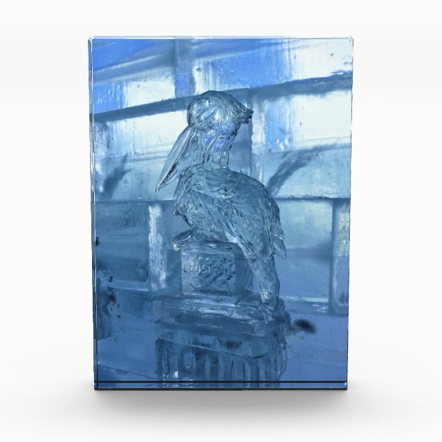Bloc Photo Pélican Ice Sculpture, Québec, Canada (Devant)