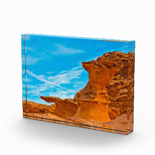 Bloc Photo Petites sculptures de Finlande en roche rouge