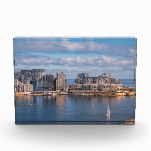 Bloc Photo Port de Sliema et gratte-ciel à Malte