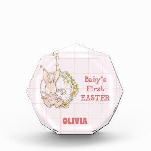 Bloc Photo Première fille lapin de Pâques sur le coupage de f