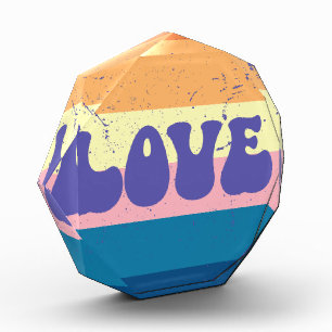 Bloc Photo Typographie D'Amour Rétro Sur Les Rayures De Couch