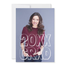 Blockbuchstaben Weiß - Ankündigung von Abschlüssen