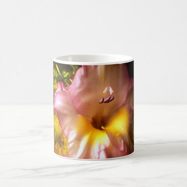 Blomming Pink Mug (Centre)