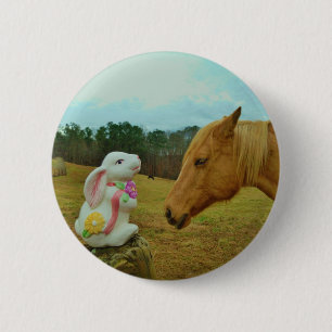 Blond Gelbes Pferd & Ostersonnen Button