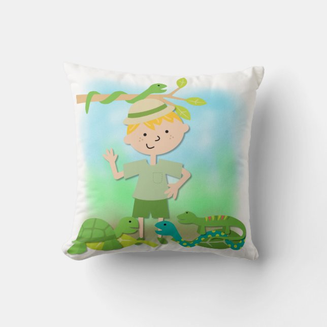 Blond Hair Boy auf Safari Kissen (Vorderseite)