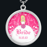Blonde Fuchsia Wedding Bride's Nekklace Versilberte Kette<br><div class="desc">Keepake Necklaces Wählen Sie entweder Silver Plated Gold Finish oder Sterling Silver Unique Personalisiert Custom !st Christmas Gift Wedding Party Necklaces - um die Hintergrundfarbe zu ändern - klicken Sie auf Anpassen - wählen Sie das letzte Tool aus dem Drop-Down-Menü und wählen Sie aus einer der angezeigten Farben oder geben...</div>