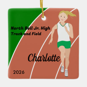 Blonde Track and Field Girl in Grün und Weiß Keramikornament