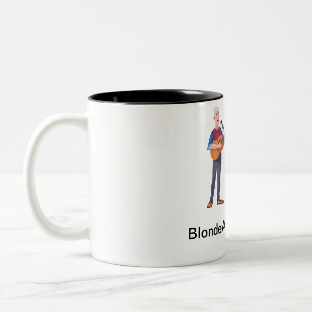 Blonde und graue Tasse (Links)