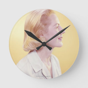 Blonde Woman Runde Wanduhr