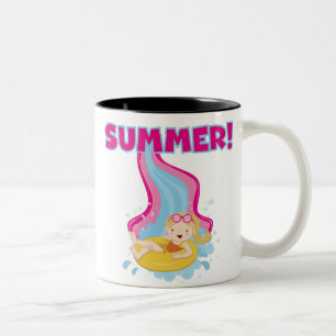 Blonder Mädchen-Sommer Zweifarbige Tasse
