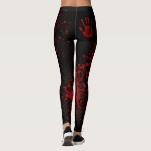 Bloody Mess auf Black Leggings