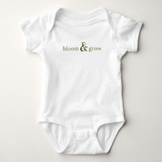 Bloom & Grow nature farmhouse baby outfit Strampler