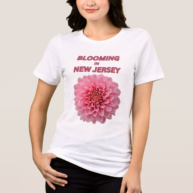BLOOMING IN NJ, CHRYSANTHEMUM TRI-BLEND SHIRT (Vorderseite)