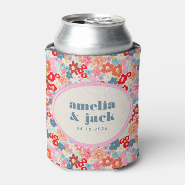 Blooming Joy Bright Floral Maximalist Wedding Dosenkühler (Kanne Vorderseite)