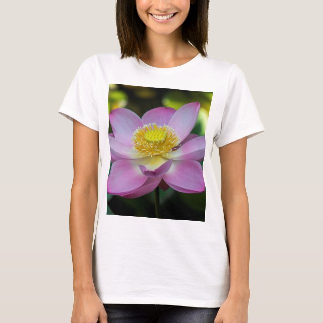 Blooming lotus flower, Indonesien T-Shirt (Vorderseite)
