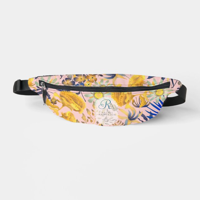 Blooming Mystical Floral Monogram Beige Bauchtasche (Vorderseite)