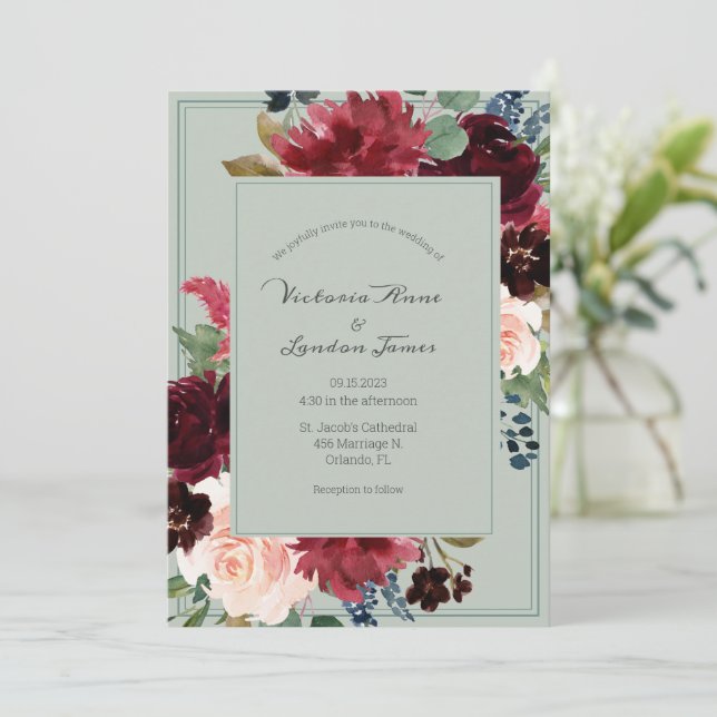 Bloral Green Blush Elegante Script Hochzeit Einladung (Stehend Vorderseite)