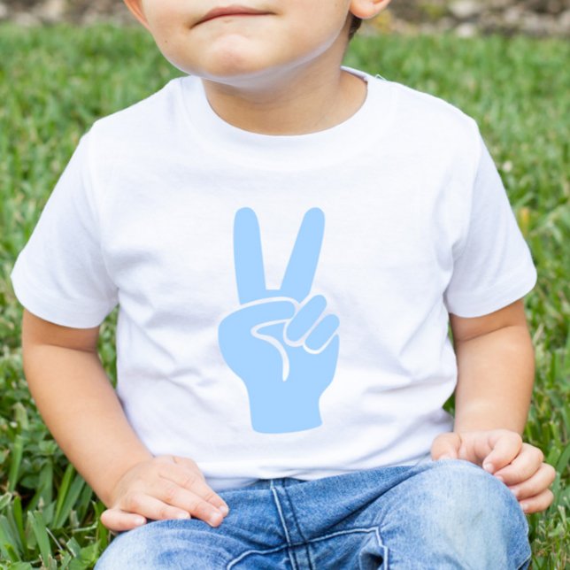 Blue 2 Birthday Peace Out Sign Two Fingers Deuce Kleinkind T-shirt (Von Creator hochgeladen)