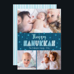 Blue 3 Foto Happy Hanukkah Modern Fun Typografy Feiertagskarte<br><div class="desc">"Happy Hanukkah." Spaß, spielerische, skurrile handgefertigte Typografie, zusammen mit einem zufälligen Star of David Muster in staubblauer Farbe, überlagern die blauen Linien der Mitternachtsnacht auf einem dunkelblauen Hintergrund, zusammen mit 3 Fotos Ihrer Wahl, helfen Ihnen, in Hanukkah zu beginnen. Handgezeichnete türkisfarbene Linien überlagern einen hellaquablauen Hintergrund auf der Rückseite. Genießen...</div>