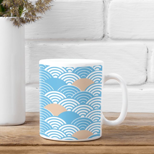 Blue and Beige Japanese Wave Pattern  Kaffeetasse (Von Creator hochgeladen)