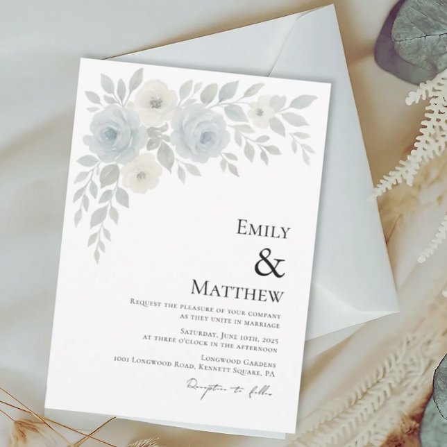 Blue and Ivory Floral Wedding Invitation Einladung (Von Creator hochgeladen)