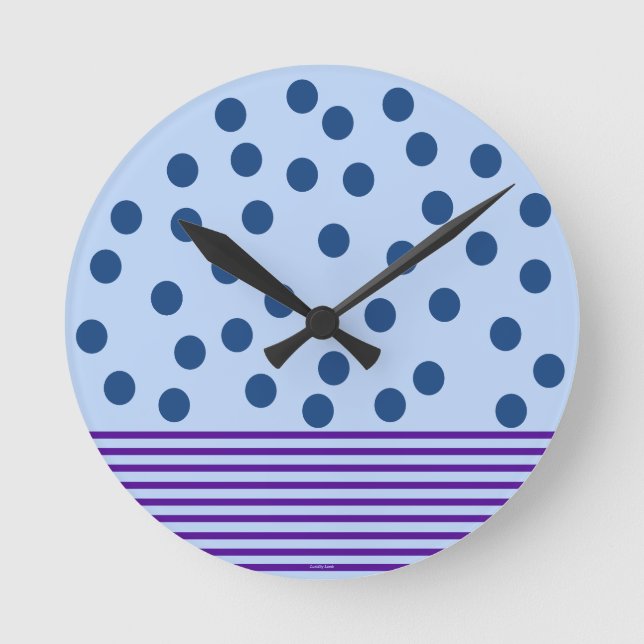 Blue and Lila Time for Fun Runde Wanduhr (Vorderseite)
