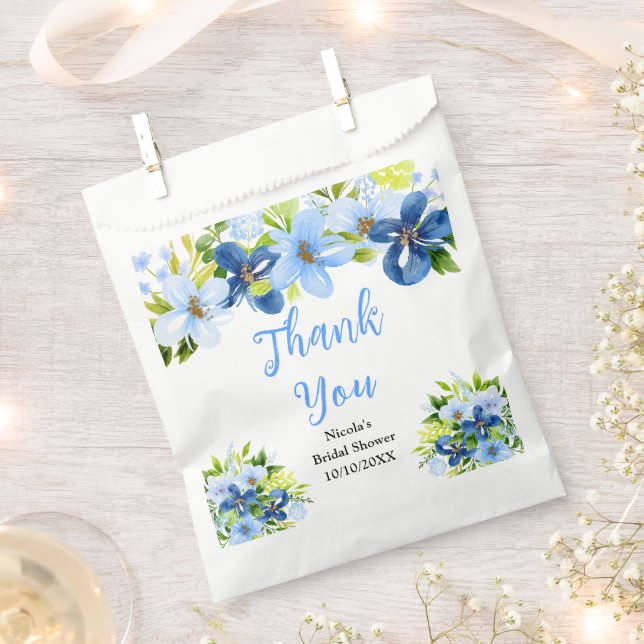 Blue and Navy Flowers Bridal Shower Thank You Geschenktütchen (Ausgeschnitten)